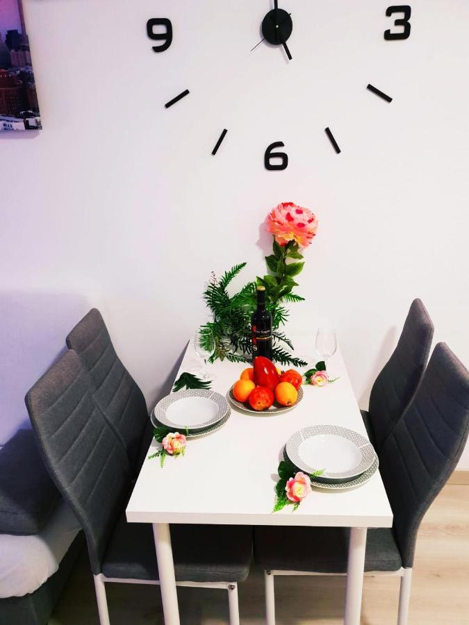 Apartamento-Estudio Corazon De อาลิกันเต ภายนอก รูปภาพ