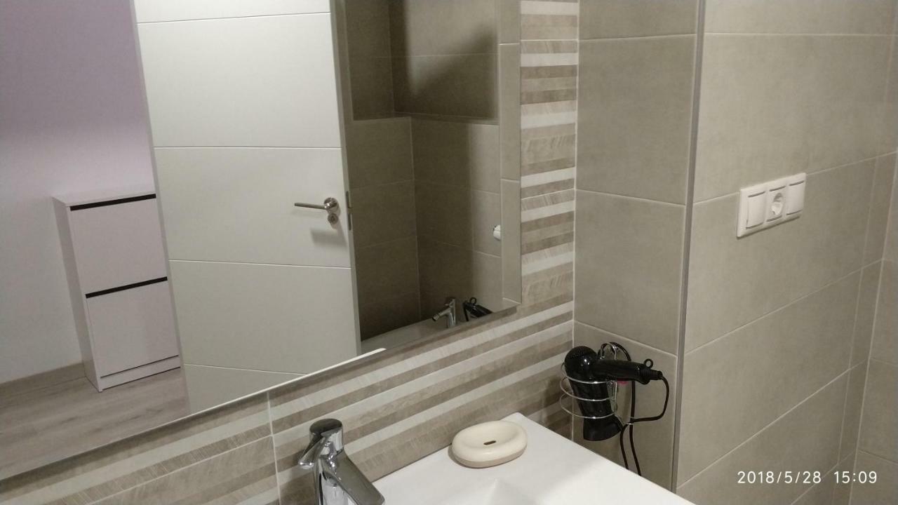 Apartamento-Estudio Corazon De อาลิกันเต ภายนอก รูปภาพ