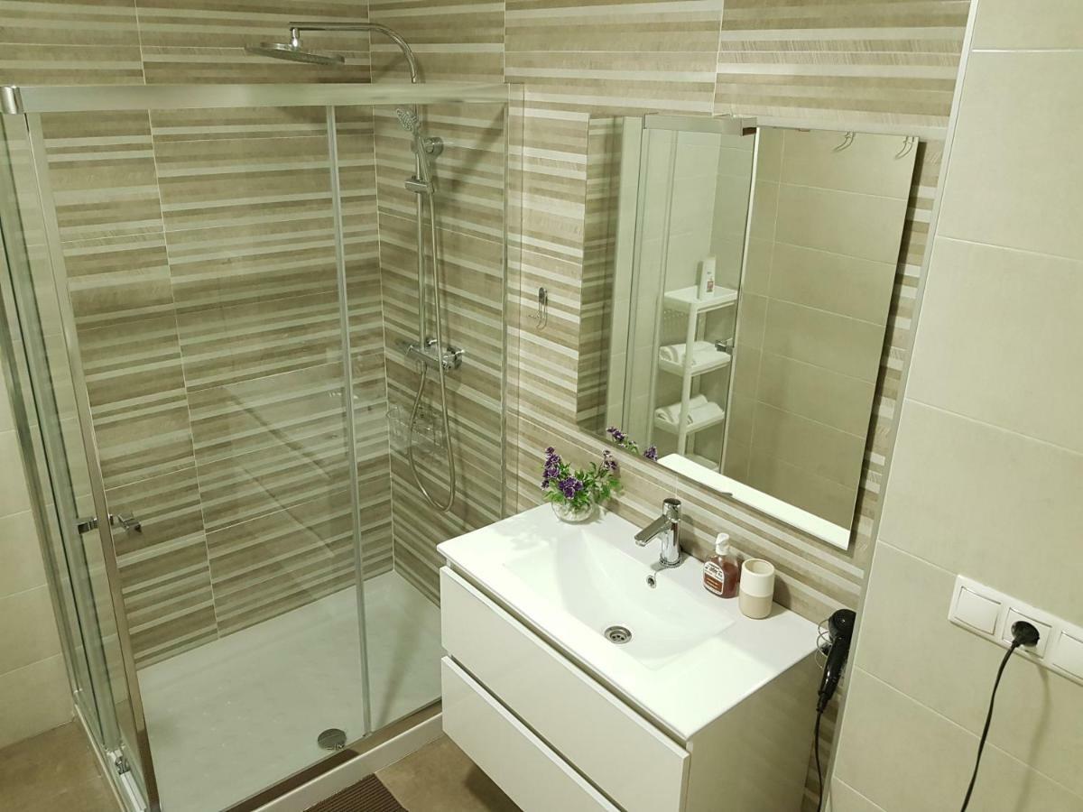 Apartamento-Estudio Corazon De อาลิกันเต ภายนอก รูปภาพ
